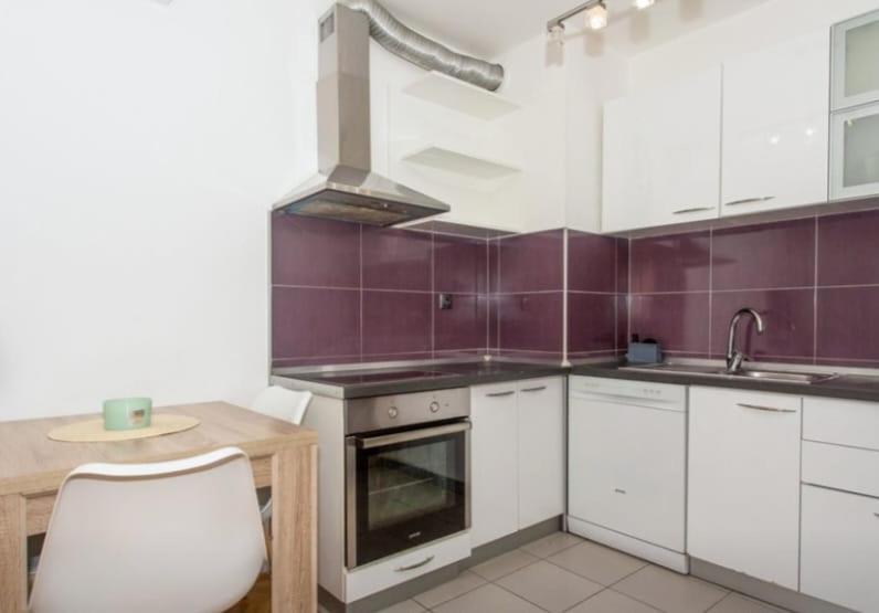 Michael Apartment Omiš Екстериор снимка